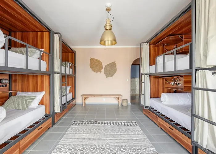 Hotel Malacuna Peniche