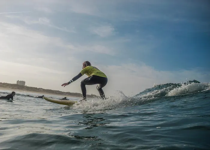 Hotel Malacuna Peniche 3*