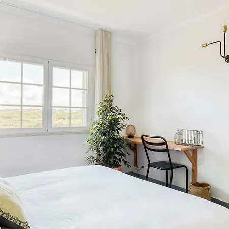 فندق Malacuna Peniche 3*