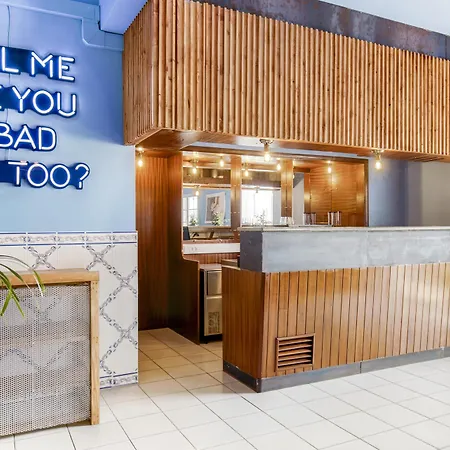 فندق Malacuna Peniche 3*