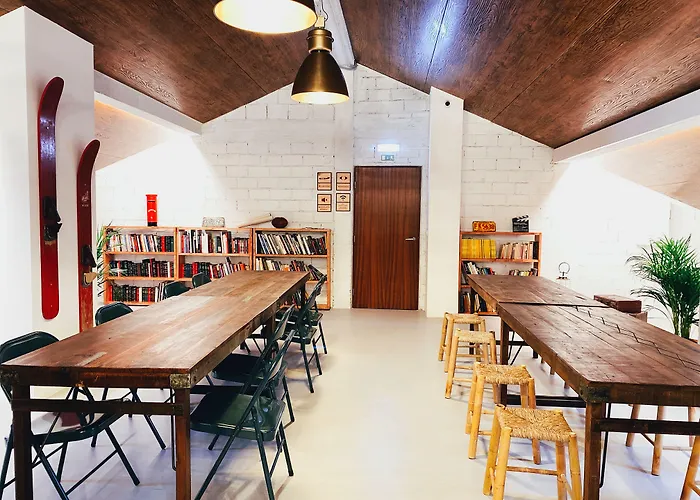 Hotel Malacuna Peniche